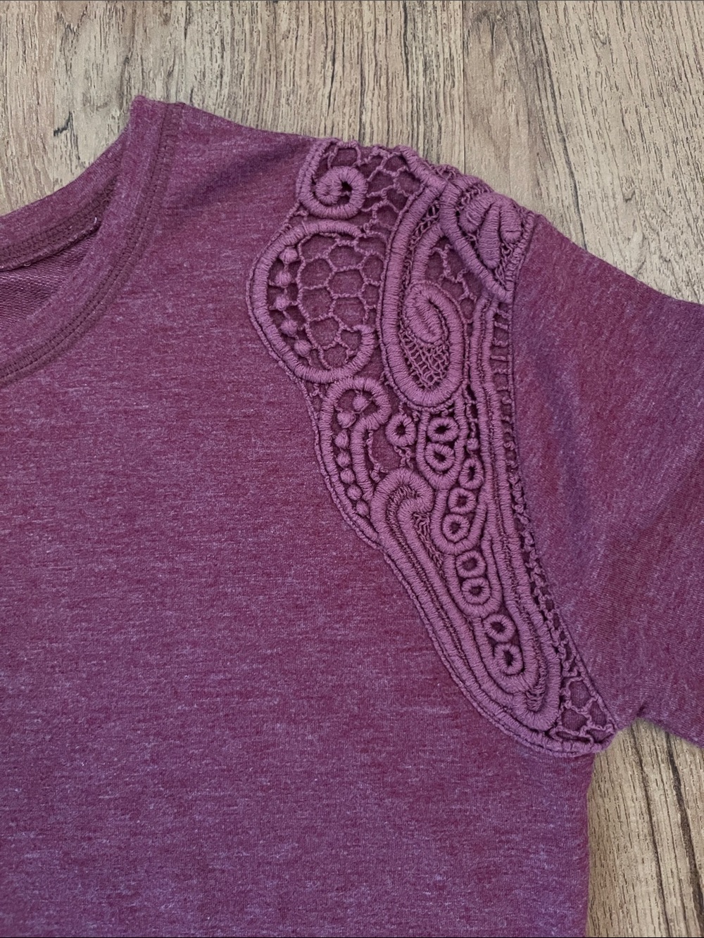 Decree Pullover - Picture 5 of 7